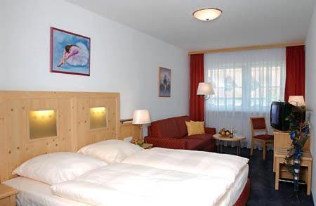 Hotel-Landpension Postwirt Kirchensittenbach Εξωτερικό φωτογραφία
